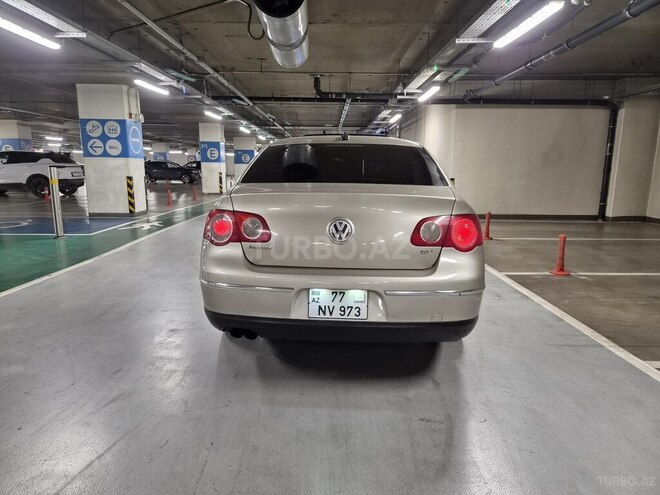 Volkswagen Passat 2005, 238,000 km - 2.0 л - Bakı