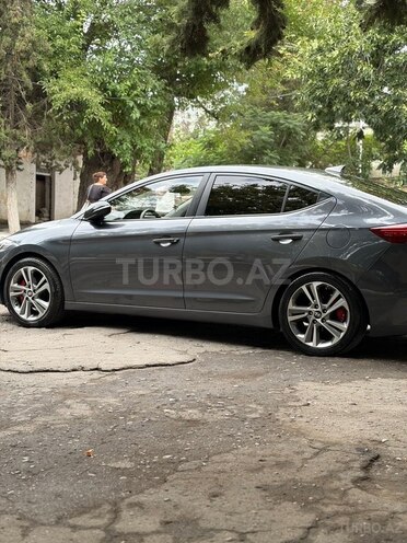 Hyundai Avante 2018, 200,000 km - 1.6 l - Mingəçevir