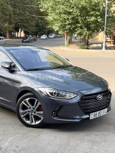 Hyundai Avante 2018, 200,000 km - 1.6 l - Mingəçevir