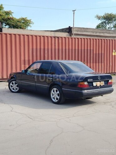 Mercedes 200 E 1991, 415,233 km - 2.0 l - Sumqayıt