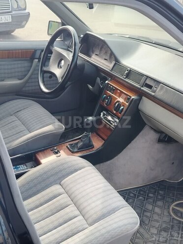 Mercedes 200 E 1991, 415,233 km - 2.0 l - Sumqayıt
