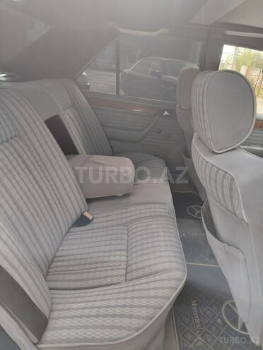 Mercedes 200 E 1991, 415,233 km - 2.0 l - Sumqayıt