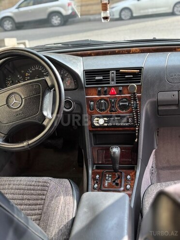 Mercedes C 200 1999, 307,814 km - 2.0 л - Bakı