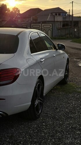 Mercedes E 220 d 2017, 180,000 km - 2.0 l - Bakı