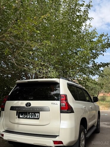 Toyota Land Cruiser Prado 2019, 129,000 km - 3.0 l - Naxçıvan