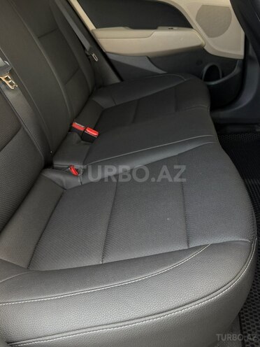 Hyundai Elantra 2019, 180,742 km - 2.0 l - Bakı