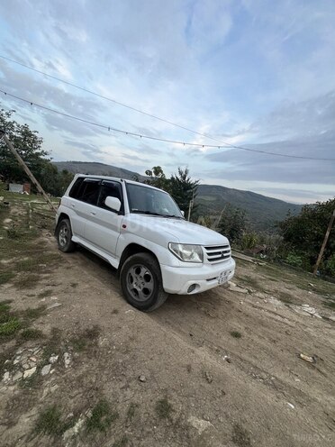 Mitsubishi Pajero io 2000, 371,000 km - 2.0 л - Yardımlı