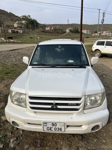 Mitsubishi Pajero io 2000, 371,000 km - 2.0 л - Yardımlı