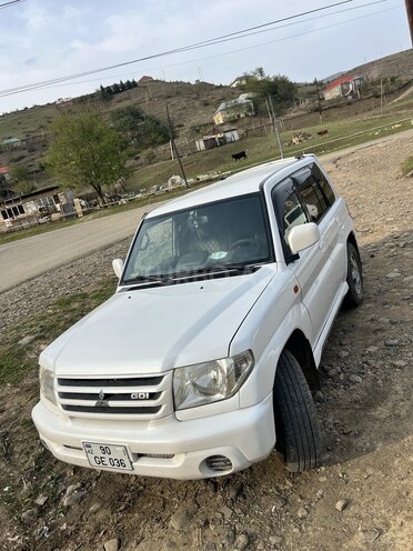 Mitsubishi Pajero io 2000, 371,000 km - 2.0 л - Yardımlı