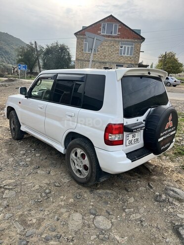 Mitsubishi Pajero io 2000, 371,000 km - 2.0 л - Yardımlı