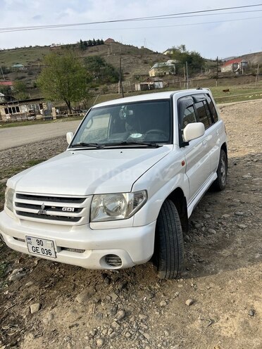 Mitsubishi Pajero io 2000, 371,000 km - 2.0 л - Yardımlı