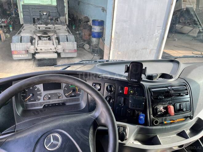 Mercedes Axor 1843 2009, 760,000 km - 12.0 l - Bakı