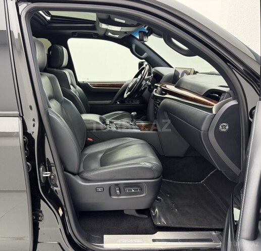Lexus LX 570 2018, 45,400 km - 5.7 l - Bakı