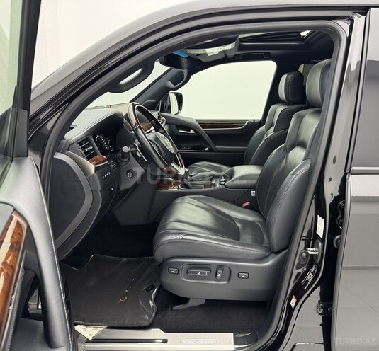 Lexus LX 570 2018, 45,400 km - 5.7 l - Bakı