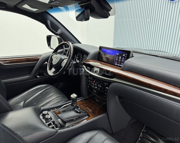 Lexus LX 570 2018, 45,400 km - 5.7 l - Bakı