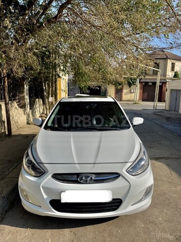 Hyundai Accent 2015, 165,826 km - 1.6 л - Bakı