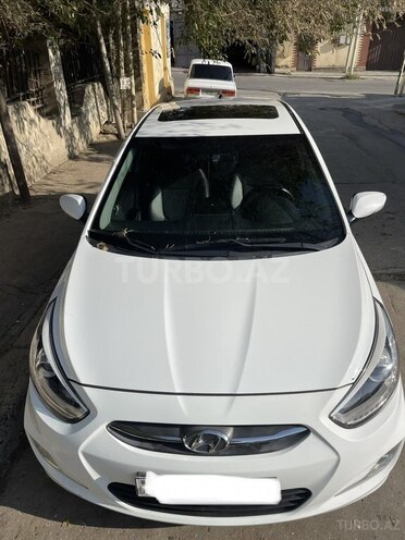 Hyundai Accent 2015, 165,826 km - 1.6 л - Bakı