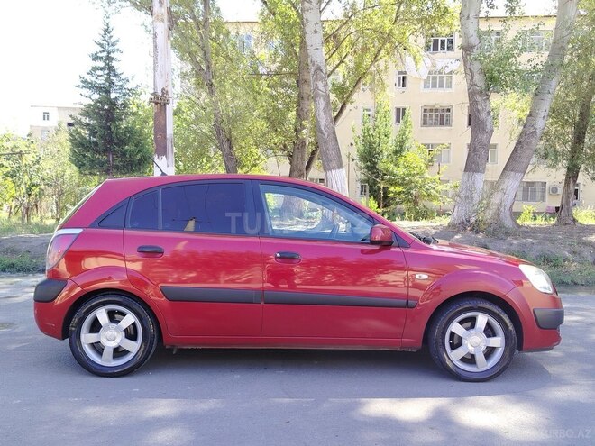 Kia Rio 2005, 330,000 km - 1.4 l - Göyçay