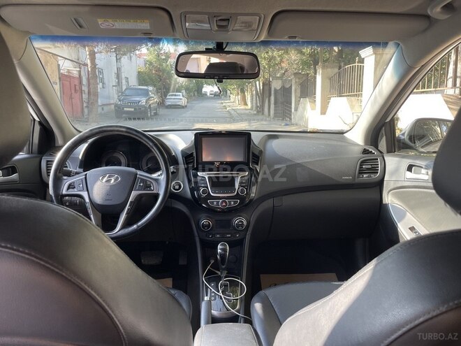 Hyundai Accent 2015, 165,826 km - 1.6 л - Bakı