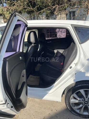 Hyundai Accent 2015, 165,826 km - 1.6 л - Bakı