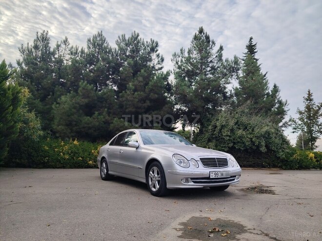 Mercedes E 220 2003, 355,000 km - 2.2 л - Sabirabad