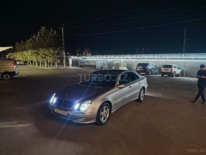 Mercedes E 220 2003, 355,000 km - 2.2 л - Sabirabad