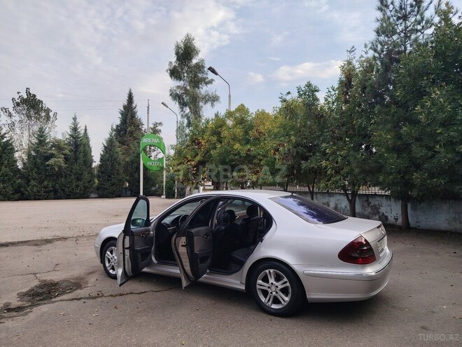 Mercedes E 220 2003, 355,000 km - 2.2 л - Sabirabad