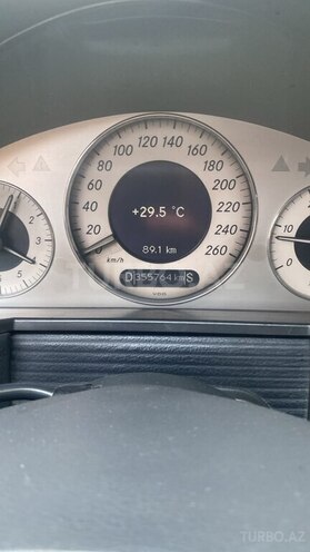 Mercedes E 220 2003, 355,000 km - 2.2 л - Sabirabad