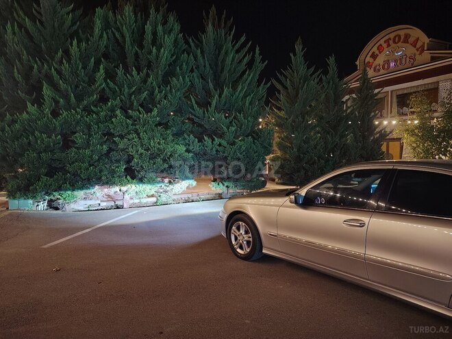Mercedes E 220 2003, 355,000 km - 2.2 л - Sabirabad