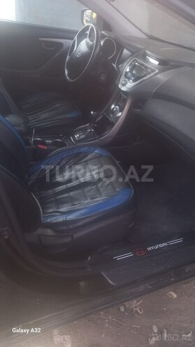 Hyundai Elantra 2012, 352,000 km - 1.8 l - Beyləqan