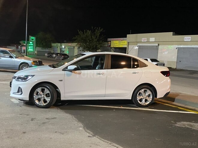 Chevrolet Onix 2024, 80,000 km - 1.2 л - Sumqayıt
