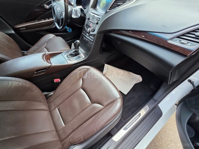 Hyundai Grandeur 2015, 284,900 km - 2.2 l - Bakı