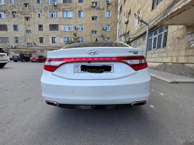 Hyundai Grandeur 2015, 284,900 km - 2.2 l - Bakı