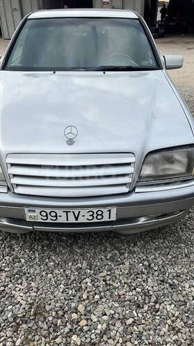 Mercedes C 180 1996, 335,000 km - 1.8 l - Salyan