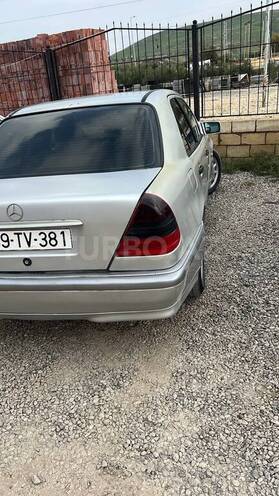Mercedes C 180 1996, 335,000 km - 1.8 l - Salyan