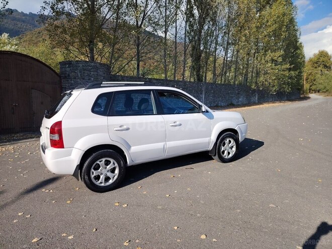 Hyundai Tucson 2008, 265,000 km - 2.0 l - İsmayıllı