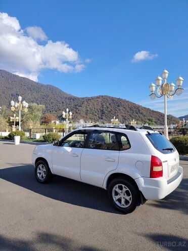 Hyundai Tucson 2008, 265,000 km - 2.0 l - İsmayıllı