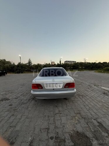 Mercedes E 290 1996, 335,000 km - 2.9 л - Bakı