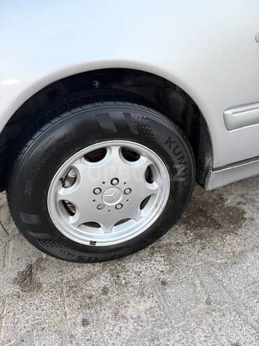 Mercedes E 290 1996, 335,000 km - 2.9 л - Bakı