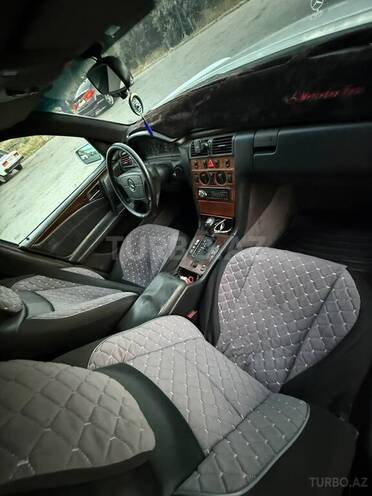 Mercedes E 290 1996, 335,000 km - 2.9 л - Bakı