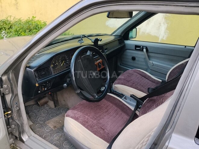 Mercedes 190 1993, 400,000 km - 2.0 л - Lənkəran