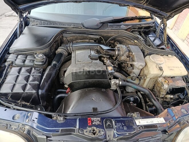 Mercedes C 200 1995, 300,028 km - 2.0 л - Gəncə
