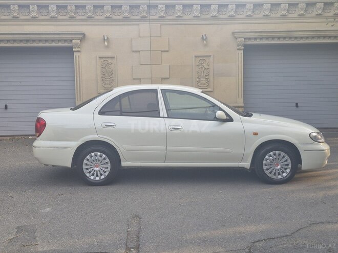 Nissan Sunny 2005, 397,000 km - 1.6 л - Bakı