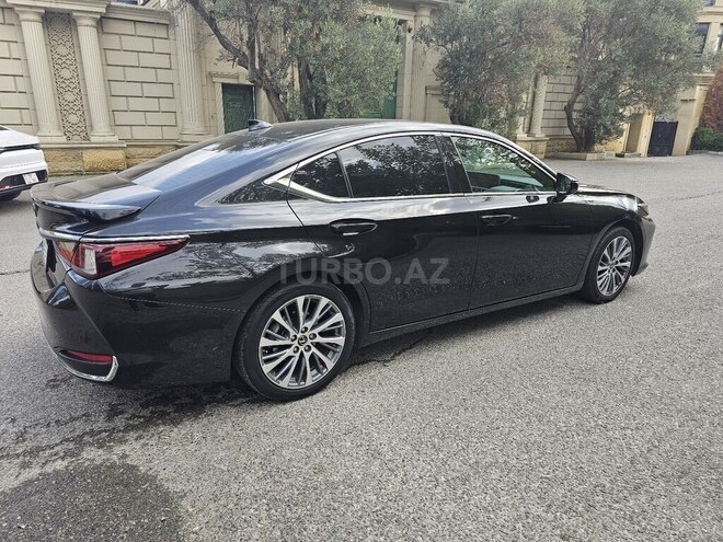 Lexus ES 300h 2021, 250,000 km - 2.5 l - Bakı