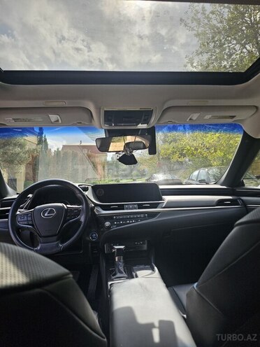 Lexus ES 300h 2021, 250,000 km - 2.5 l - Bakı