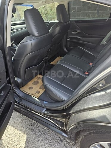 Lexus ES 300h 2021, 250,000 km - 2.5 l - Bakı