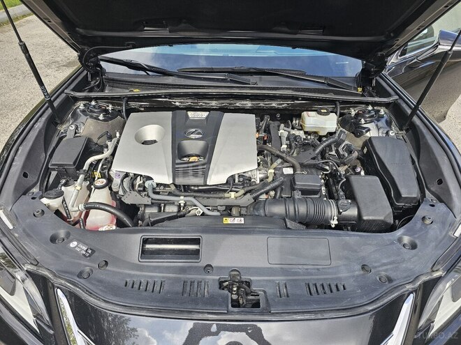 Lexus ES 300h 2021, 250,000 km - 2.5 l - Bakı