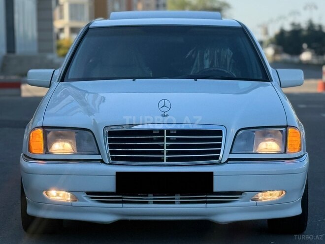 Mercedes C 230 1999, 218,126 km - 2.3 l - Bakı
