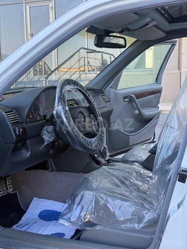 Mercedes C 230 1999, 218,126 km - 2.3 l - Bakı