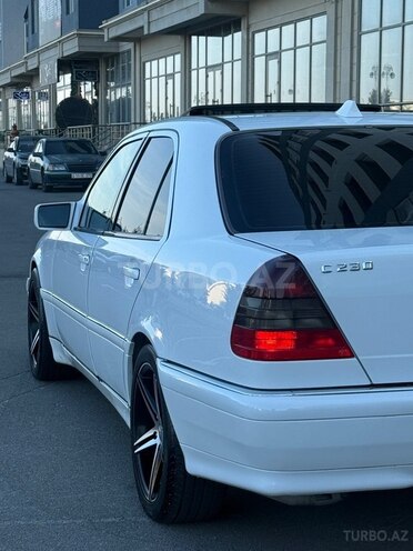 Mercedes C 230 1999, 218,126 km - 2.3 l - Bakı